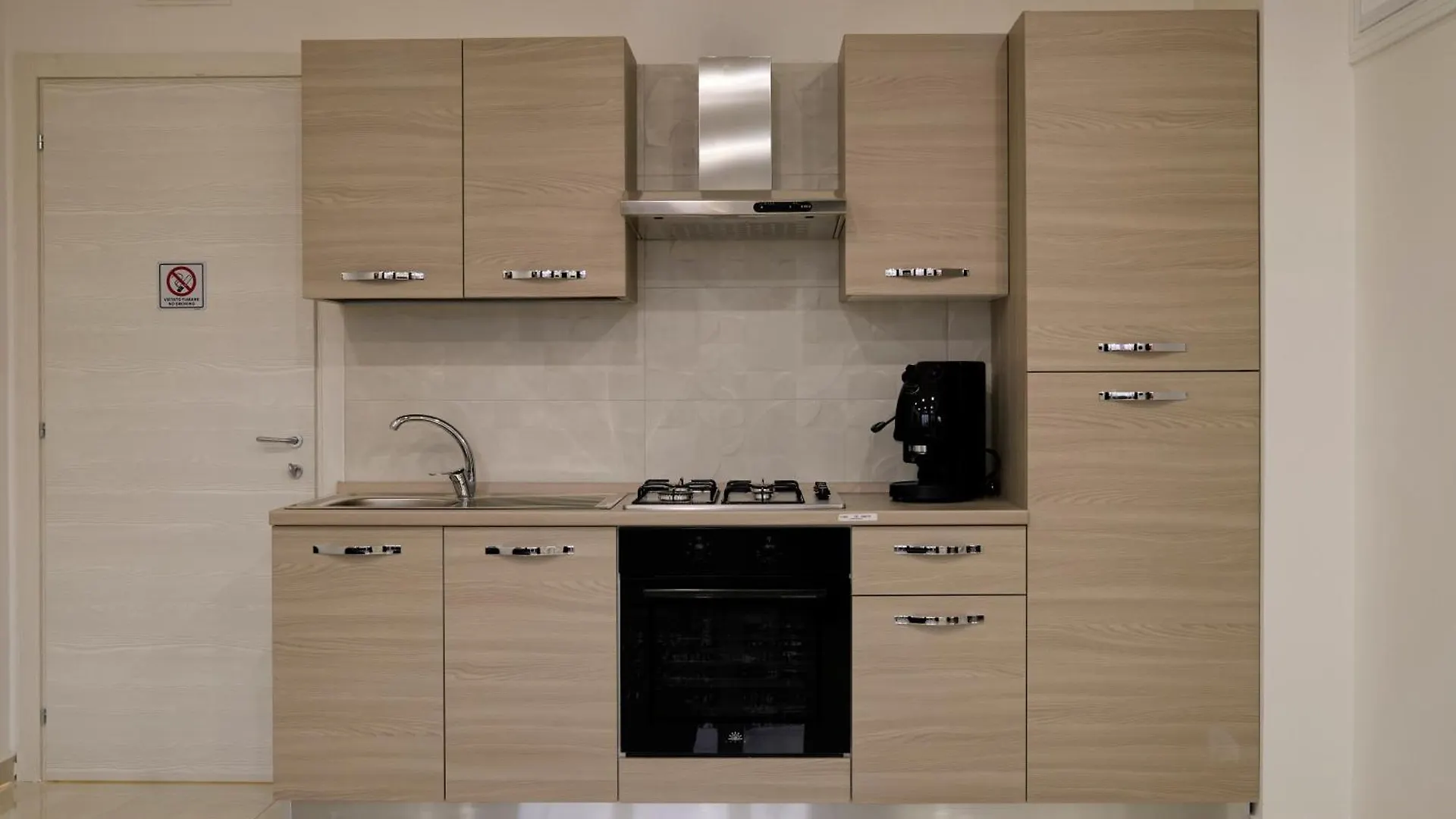 Napoli Central Lumina Suites