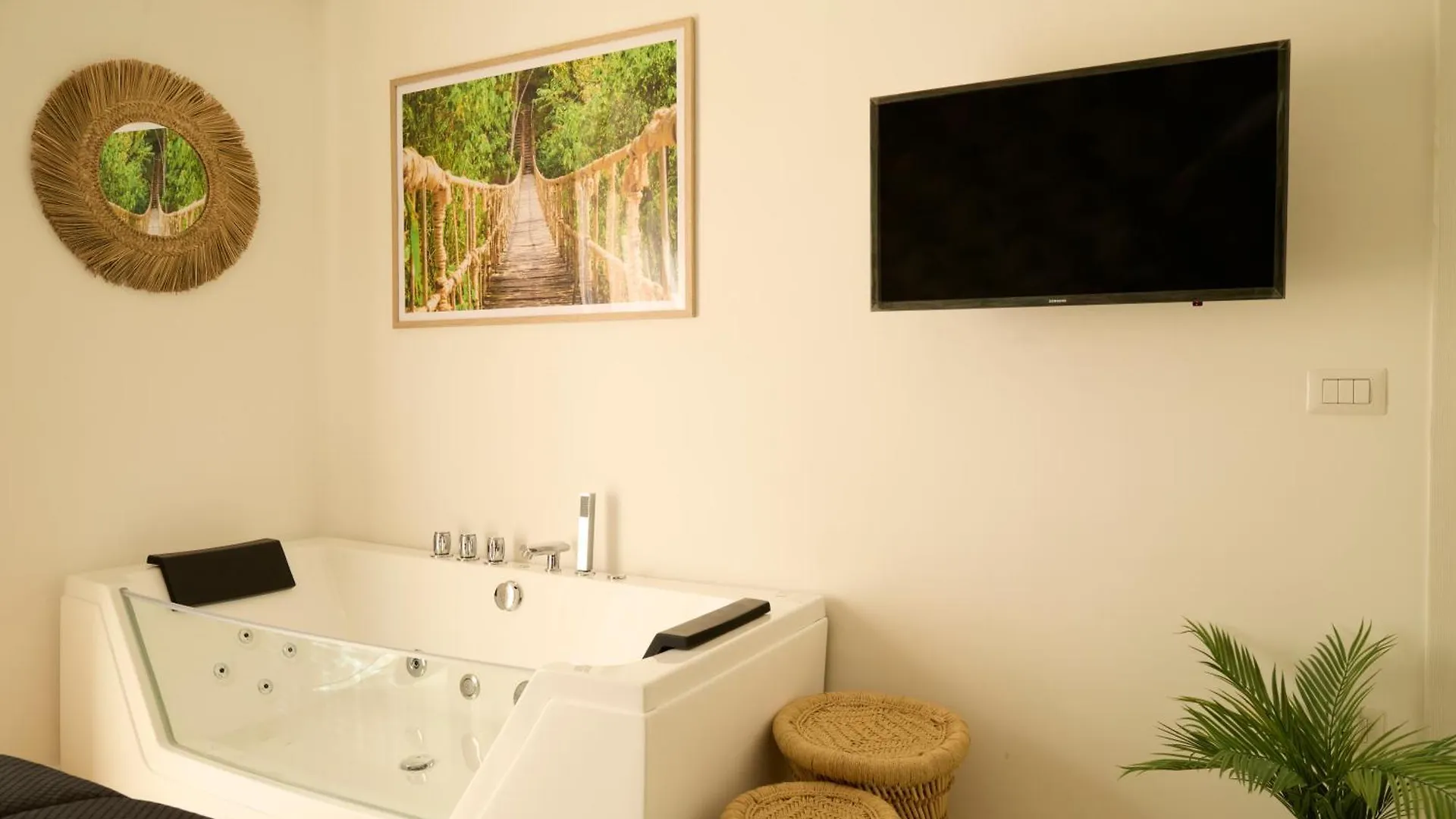 Napoli Central Lumina Suites Affittacamere