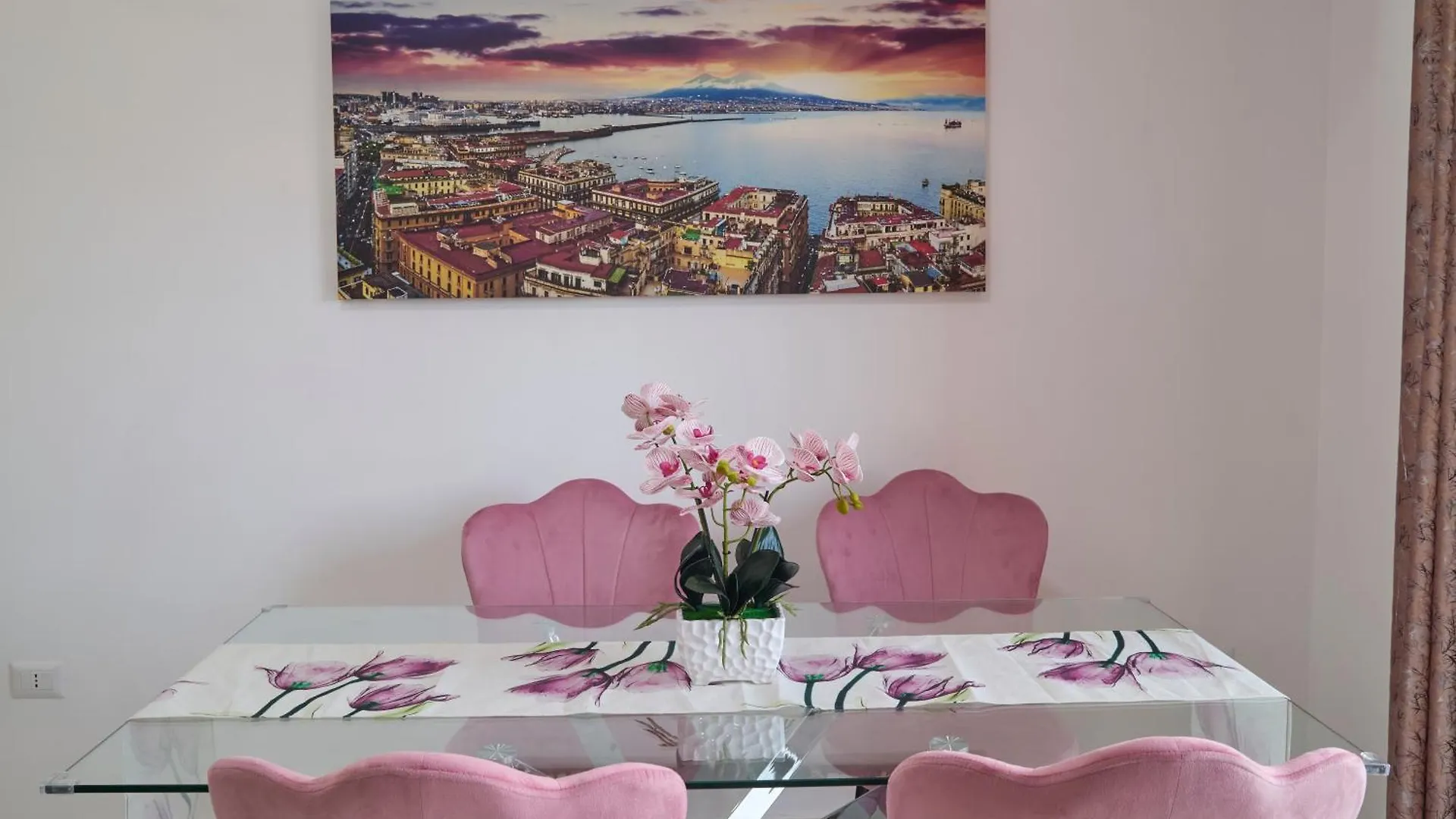 Pensionat Napoli Central Lumina Suites